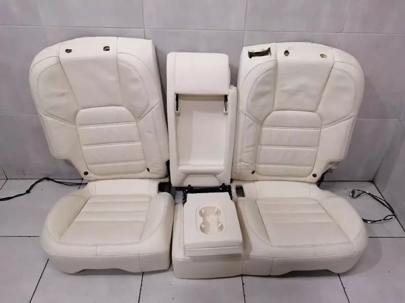 PORSCHE Porsche Cayenne 958 92a Cayenne 958 rear seat set rear seat covers