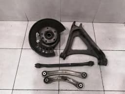 PORSCHE Porsche Cayenne 958 92a Left Rear Hub 95833161101 Wheel Bearing Case Rear Left — thumbnail 1