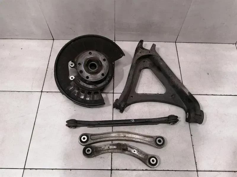PORSCHE Porsche Cayenne 958 92a Left Rear Hub 95833161101 Wheel Bearing Case Rear Left