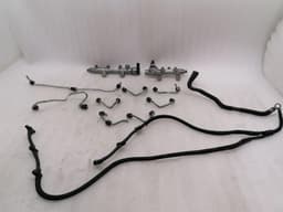 PORSCHE Porsche Cayenne 958 92a Fuel Rail 057130764AE Injection Strip Pipe Distributor SET — thumbnail 1