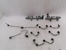 PORSCHE Porsche Cayenne 958 92a Fuel Rail 057130764AE Injection Strip Pipe Distributor SET — thumbnail 2