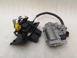 PORSCHE Porsche Cayenne 9y 18-23 Boat Lock 4M0827506E Tailgate Lock 9Y0827520A — thumbnail 1