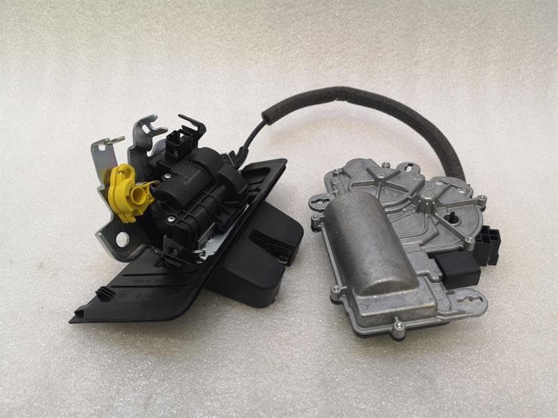 PORSCHE Porsche Cayenne 9y 18-23 Boat Lock 4M0827506E Tailgate Lock 9Y0827520A