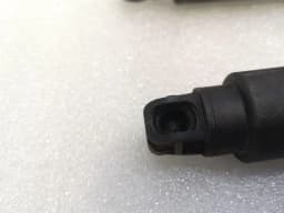 PORSCHE Porsche Cayenne 9YA boat lid strut 9Y0827851A gas pressure spring tailgate — thumbnail 9