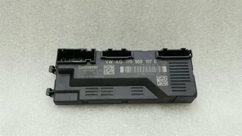 PORSCHE Porsche Cayenne 958 boat lid module 7P5959107E control unit tailgate trunk