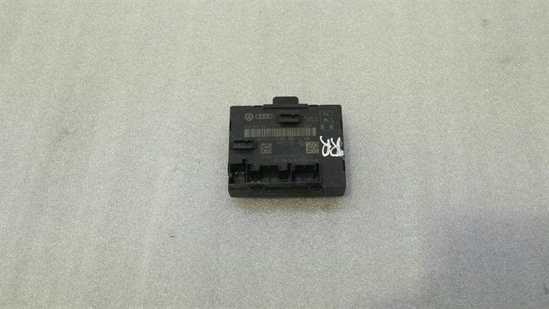 AUDI Audi A7 4G rear right door module 4G8959795E door control unit rear right