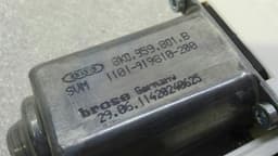 AUDI Audi A7 4G front left door window motor 8K0959801D window regulator motor front left — thumbnail 6