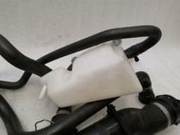ASTON MARTIN ASTON MARTIN VANTAGE V8 Cooling Pipe 9G33-8C289-AA Cooling Water Hose Hose — thumbnail 8