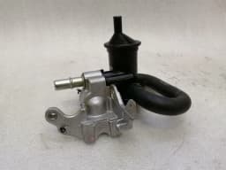 ASTON MARTIN Aston Martin Vantage V8 Oil Separator 6G33-6B673-AB Separator Bracket — thumbnail 3