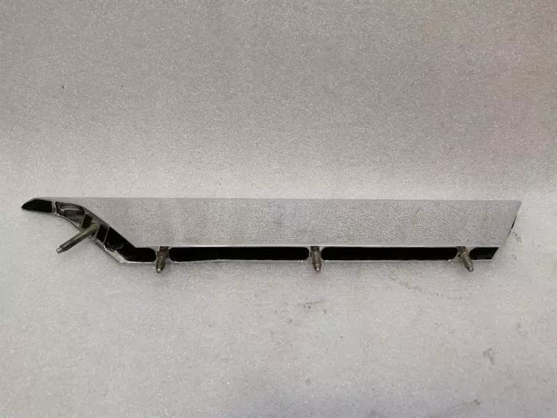 ASTON MARTIN ASTON MARTIN VANTAGE V8 Side Strike Left 6G33-280B63-A Left Bezel