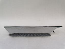 ASTON MARTIN ASTON MARTIN VANTAGE V8 Left Wing Moulding 6G33-280B63-AE Left Fender Bar — thumbnail 4