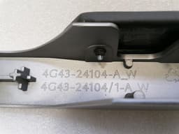 ASTON MARTIN ASTON MARTIN VANTAGE V8 Right Door Armrest 4G43-24104-A Right Door Armrest — thumbnail 7