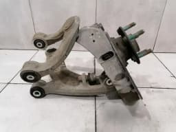 ASTON MARTIN ASTON MARTIN VANTAGE V8 FLH Hub 7G43-3K185-AB Wheel Bearing Housing Front Left — thumbnail 1