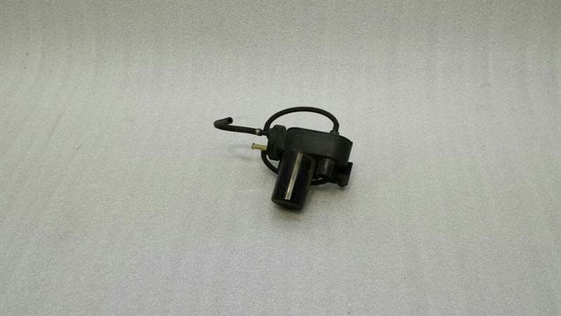 ASTON MARTIN ASTON MARTIN VANTAGE V8 Vacuum Pump 4C34-2A451-B Vacuum Pump