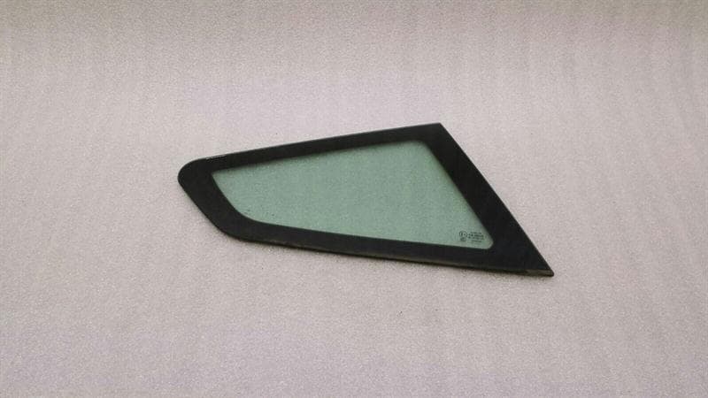 ASTON MARTIN Aston Martin Vantage V8 Right Rear 1/4 Glass 6G33-C29750-AF Door Glass 1/4 Rear