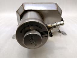 ASTON MARTIN Aston Martin Vantage V8 Dry Sump Oil System 9G33-6C702-BE OIL PAN — thumbnail 5