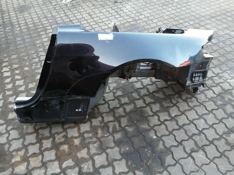 ASTON MARTIN Aston Martin Vantage V8 rear fender BG33-L27846-AC rear fender convertible