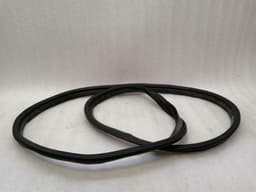 ASTON MARTIN Aston Martin Vantage V8 Boat Lid Seal 4G43-L43720-AE Tailgate Seals — thumbnail 1