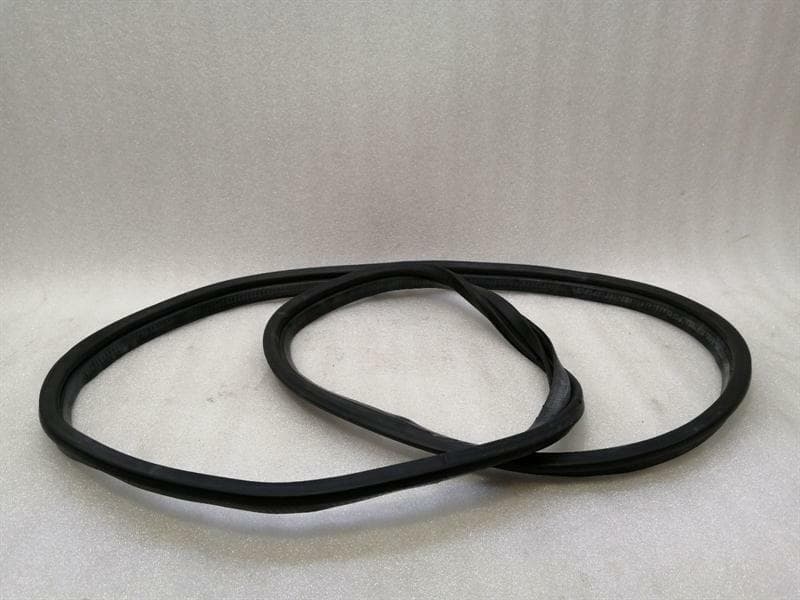 ASTON MARTIN Aston Martin Vantage V8 Boat Lid Seal 4G43-L43720-AE Tailgate Seals