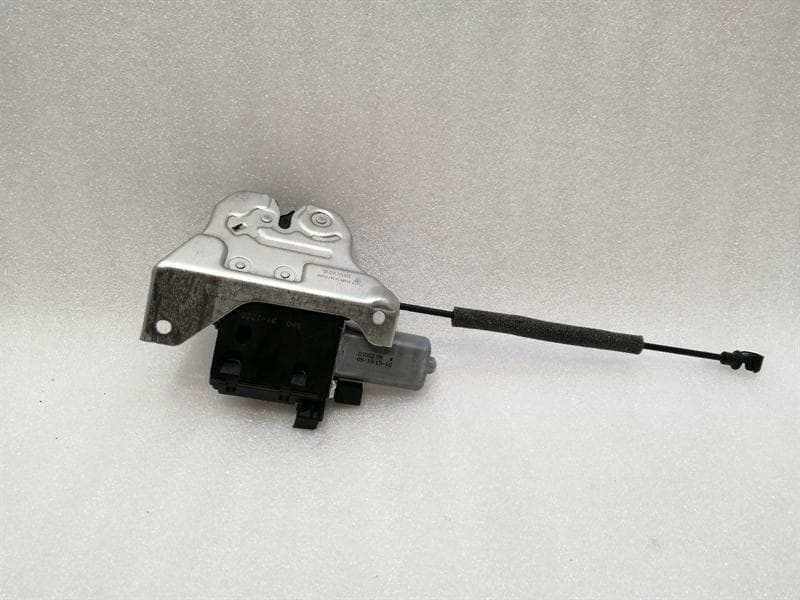 PORSCHE Porsche Panamera 970 Boot Lock 97051205303 Tailgate Lock