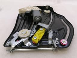 MERCEDES-BENZ Mercedes SL R231 Right Rear Door Winder A2316700403 Rear Right Power Window — thumbnail 2