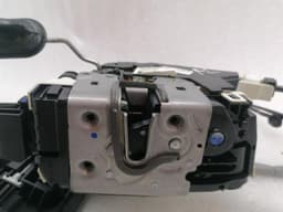 MERCEDES-BENZ MERCEDES SL R231 LEFT DOOR LOCK A2047203735 RIGHT HAND DRIVE RHD — thumbnail 3