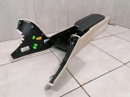MERCEDES-BENZ Mercedes SL R231 Console 1C13 DESIGNO PORCELAIN A2316804701 Right Hand Handlebar RHD — thumbnail 3