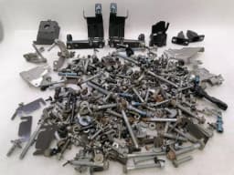 MERCEDES-BENZ Mercedes SL R231 SCREENS BOLTS FROM ONE CAR SET SCREWS — thumbnail 9