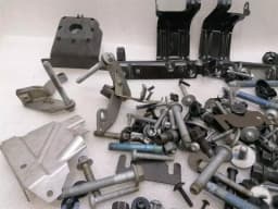 MERCEDES-BENZ Mercedes SL R231 SCREENS BOLTS FROM ONE CAR SET SCREWS — thumbnail 2