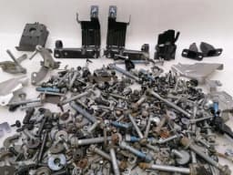 MERCEDES-BENZ Mercedes SL R231 SCREENS BOLTS FROM ONE CAR SET SCREWS — thumbnail 6