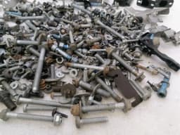 MERCEDES-BENZ Mercedes SL R231 SCREENS BOLTS FROM ONE CAR SET SCREWS — thumbnail 4