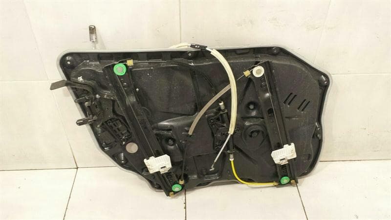MERCEDES-BENZ Mercedes S-Class W222 Right Front Door Winder A2227201402 Window Regulator Right