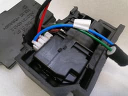 MERCEDES-BENZ Mercedes CL W217 air pump A0008007148 dynamic seat air pump — thumbnail 4