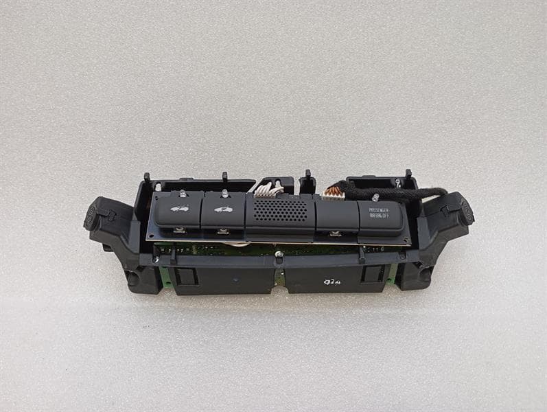 MASERATI Maserati Granturismo M145 Switch Block 80975000 Switch Block