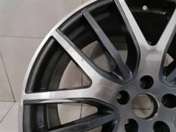 MASERATI Maserati Levante Alloy Wheel 670044700 Alloy Wheel Levante 9 x 21" ET 40.5 — thumbnail 4