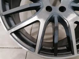 MASERATI Maserati Levante Alloy Wheel 670044700 Alloy Wheel Levante 9 x 21" ET 40.5 — thumbnail 2