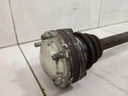 MASERATI Maserati Granturismo M145 left rear drive shaft 270625 drive shaft rear Li — thumbnail 4
