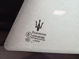MASERATI Maserati Granturismo M145 left rear quarter glass 82076400 door window rear Li — thumbnail 8