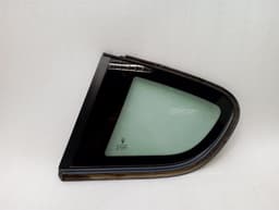 MASERATI Maserati Granturismo M145 left rear quarter glass 82076400 door window rear Li — thumbnail 1