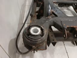 MASERATI Maserati Granturismo M145 Subframe Rear 980145392 Axle Frame Rear Axle — thumbnail 6