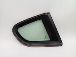 MASERATI Maserati Granturismo M145 right rear quarter glass 82076300 door window rear re — thumbnail 5