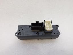 MASERATI Maserati Granturismo M145 Hazard Switch 237803 Hazard Indicator Switch — thumbnail 7