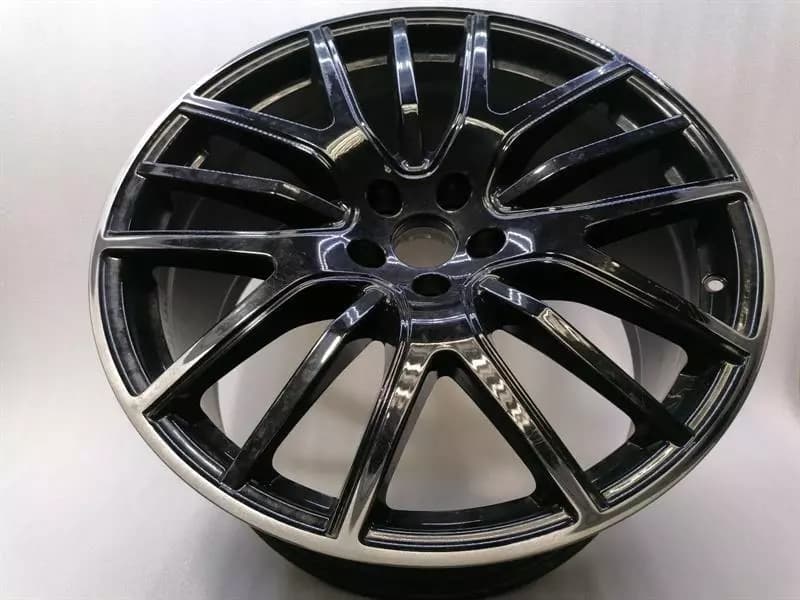 MASERATI Maserati Levante Alloy Wheel 670044711 Alloy Wheel