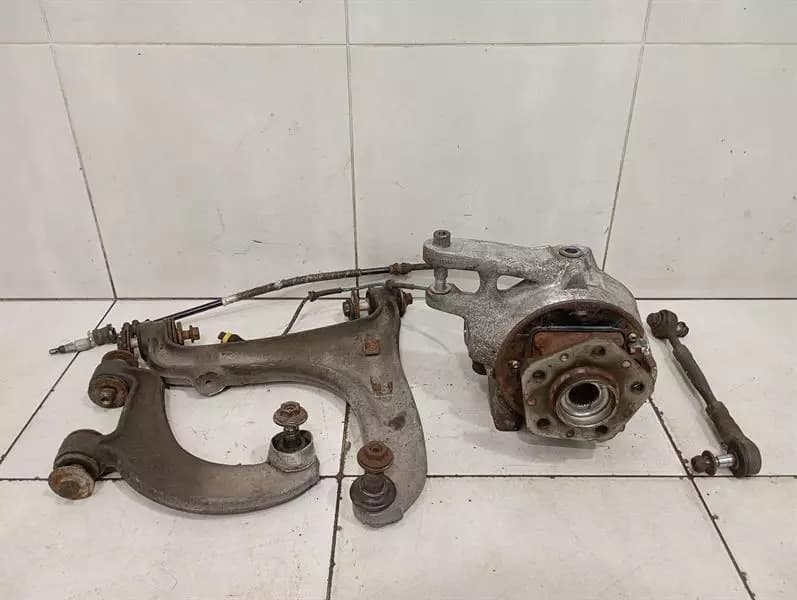 Maserati Granturismo M145 Right Rear Hub 980139916 Rear Wheel Bearing Housing 197118