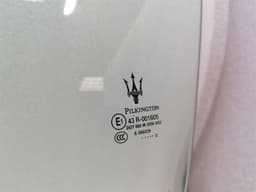 MASERATI Maserati Granturismo M145 left front door glass 68363300 door window front left — thumbnail 6