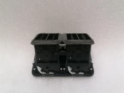 MASERATI Maserati Granturismo M145 rear air vent 225787 ventilation nozzle ventilation grille — thumbnail 4