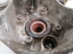 MASERATI Maserati Granturismo M145 RRH Hub 980139916 Wheel Bearing Housing Rear Right — thumbnail 6