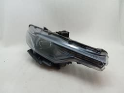 MASERATI Maserati Levante M161 right headlight 670037330 headlight headlamp right — thumbnail 2