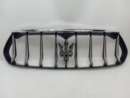 MASERATI Maserati Levante M156 Front Grille 670041948 LEVANTE DEFECTS Radiator Grille — thumbnail 1