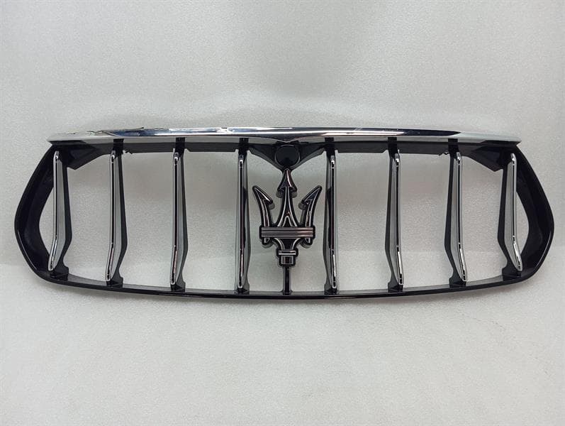 MASERATI Maserati Levante M156 Front Grille 670041948 LEVANTE DEFECTS Radiator Grille